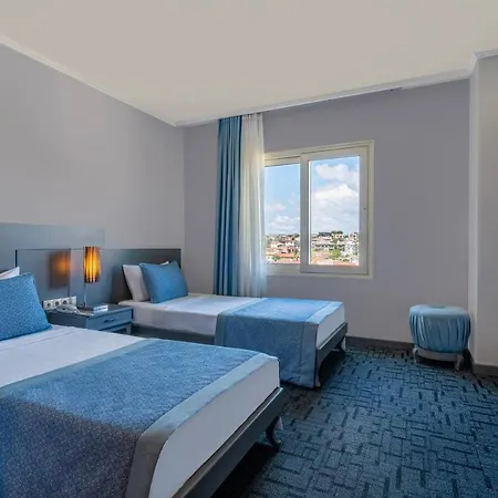 Sisushotel 4* Çeşme