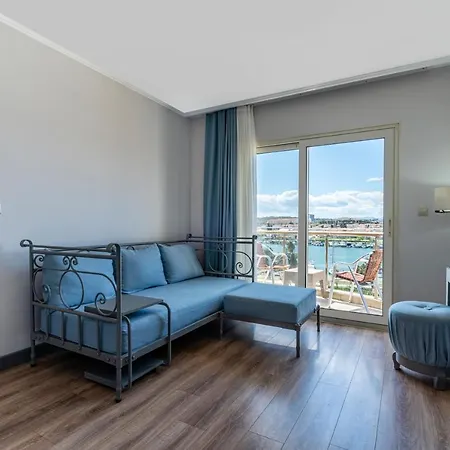 Sisushotel فندق