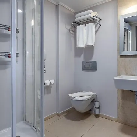 Sisushotel فندق 4*
