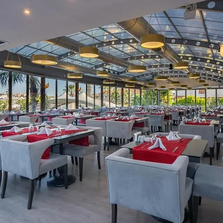 Sisushotel 4* Çeşme